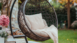 Top 5 Maintenance Tips for Your Outdoor Egg Chair to Save Costs