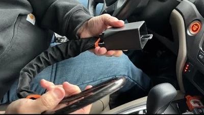 5 Incredible Benefits of Using Steering Wheel Locks for Ultimate Vehicle Security