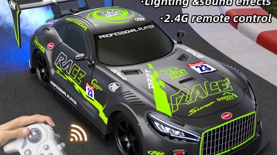 Spray 4WD RC Car with Accelerated Spray Lights Sound and 2.4G Control (1).jpg