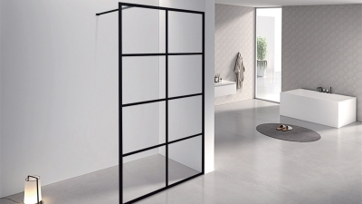 Walk-in Shower Door 03.jpg