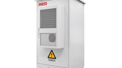 Weatherproof Outdoor Online UPS 1~10KVA  (1).jpg