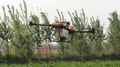 Remote-Control-Automatic-Agriculture-Spreading-Fertilizer-Drone-Seed-Granular-Object-Spreading1.jpg
