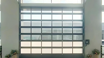 Industrial Transparent Sectional Overhead Door (2).jpg