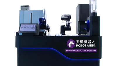 Open robot latte art coffee bar black 7.jpg