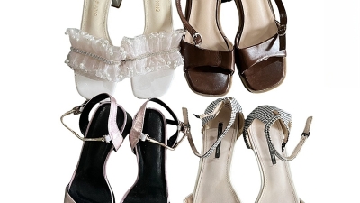 used sandals for lady.jpg