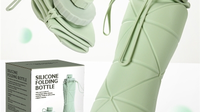 Silicone collapsible water cup 1.jpg