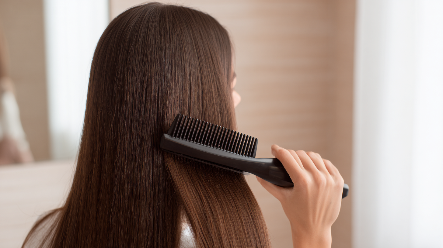 Advantages of Using a Hot Comb Hair Straightener for Effortless Styling