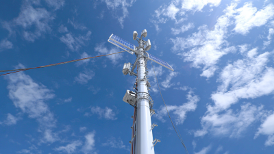 Understanding the Benefits of Vertical Solar Pole Technology