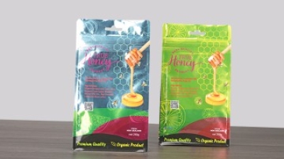 quad seal pouches for pet food.jpg