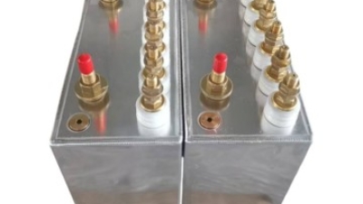 medium frequency water cooled capacitor.jpg