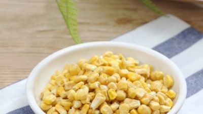 freeze dried sweet corn whole.jpg