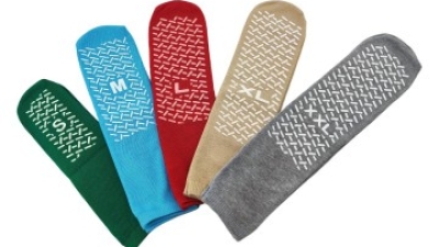 non slip socks hospital customizable, grip socks manufacturer, hospital procurement socks (5).jpg
