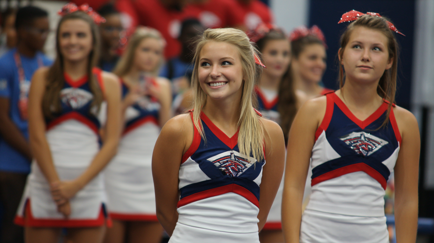 How to Choose the Perfect Cheerleading Uniform for Your Team's Spirit and Performance