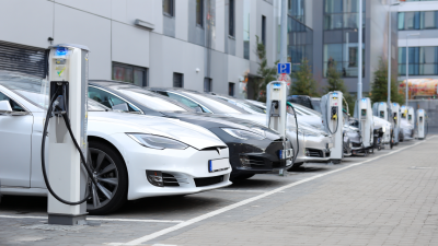 How to Choose the Right Commercial EV Charging Stations for Your Business Needs