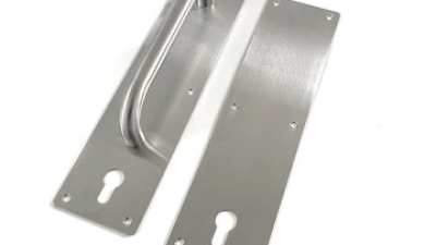 High quality fire rated push pull plate door handle with cylinder hole for stainless steel material (1).JPG
