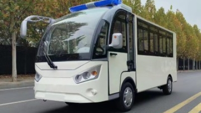 封闭救护车 (1).jpg