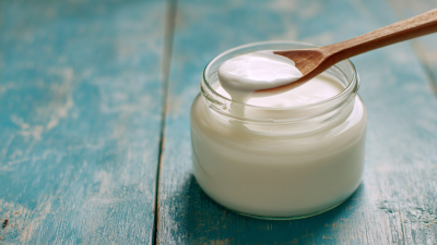 Descubre los secretos del yogur casero perfecto con la masa madre de yogur Caspian