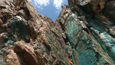 Exploring the Benefits of Hotspray Polyurea for Innovative Coating Solutions