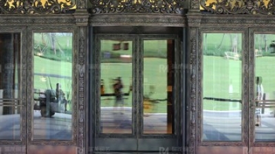 Gorgeous-Glass-Copper-Doors-for-Jinhaihu1.jpg
