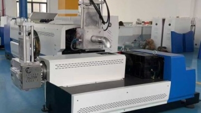 plastic-recycling-machine.jpg