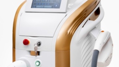 Multi-function IPL Laser Machine For Skin Rejuvenation (1).jpg