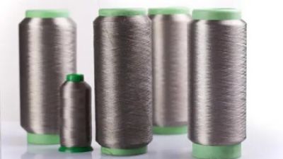 Silver coated polyamide conductive yarn.jpg
