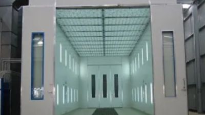 High-Performance Industrial Spray Booth (2).jpg
