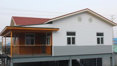 Why Choose Light Steel Containers for Your Next Project?