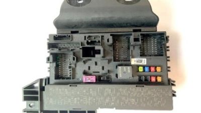 Smart PCB Fuse Box.jpg