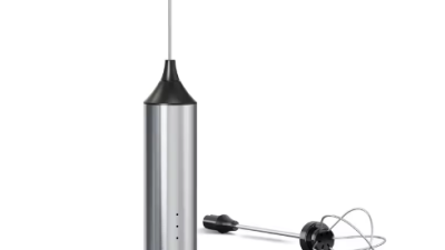 rechargeable handheld milk frother.jpg