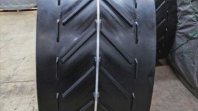 Patterned-conveyor-belt1.jpg