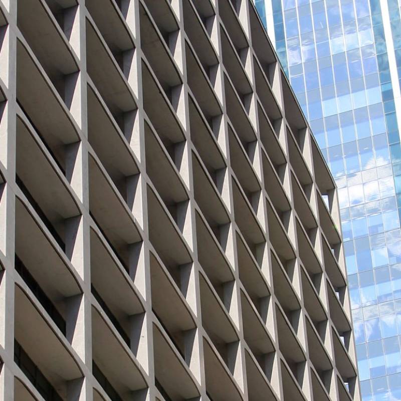 Una startup de IA revoluciona la industria con una valoración de miles de millones de dólares y un enfoque único.