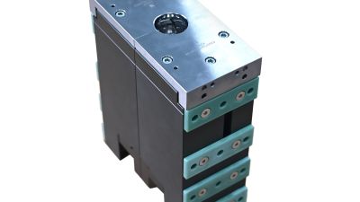 10 cavities Linear Blow Molding.jpg