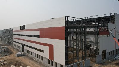 Low-Cost Industrial Steel Structure Factories Prefabricated Metal Frame Construction Building (1).jpg