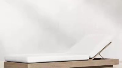 1. reclining lounge chair.jpg