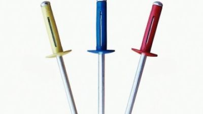 Painted-Aluminum-Tri-Fold-Blind-Rivets1.jpg