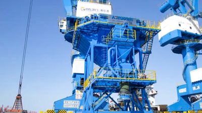 Shandong Weifang Port Project – Environmentally Friendly Dust-Control Integrated Handling Machine (3).jpg