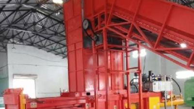 Semi-Automatic Horizontal Baler  (2).jpg