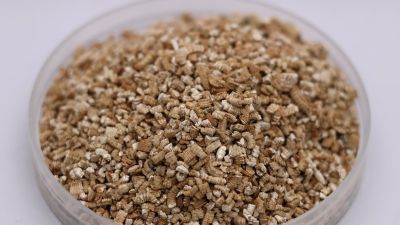 horticultural-vermiculite (2).JPG