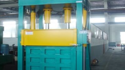 Textile Clothes Balers (13).jpg