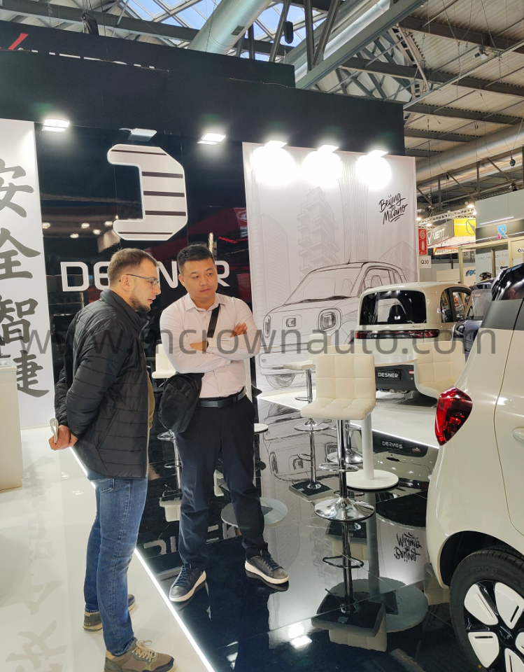 Mcrown Auto Debuts EEC L7e-Certified Electric Vehicles at  EICMA Exhibition