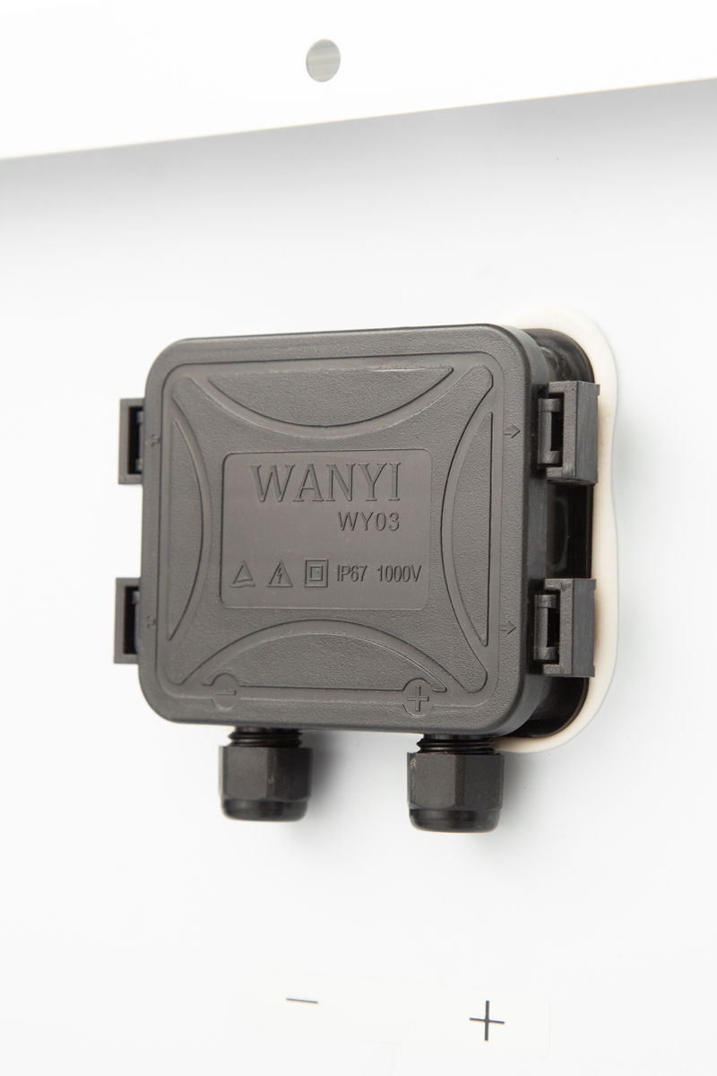 【产品图04（细节图）】1567-553 160W 银边 熊猫背板 GSMO-YPSS160-45A PERC