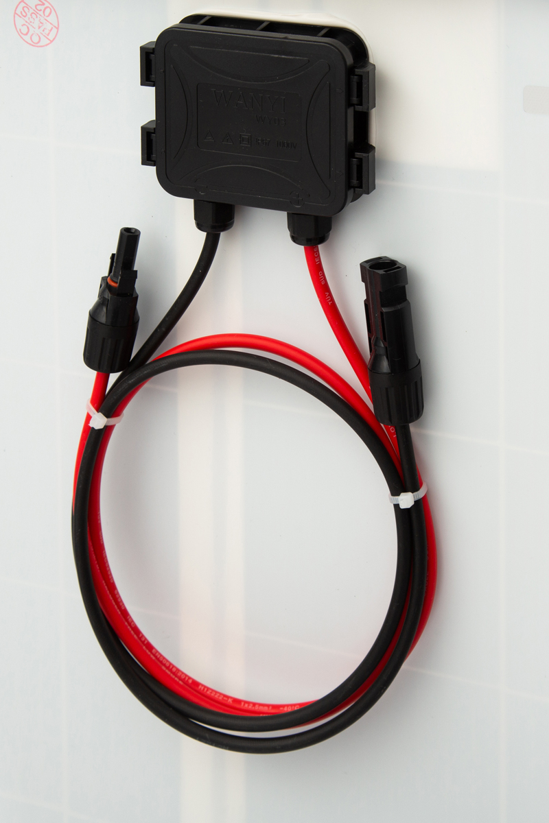 【产品主图4（细节图）】1305-763 210W 银边 白背GSMO-YWET210-20V TOPCON