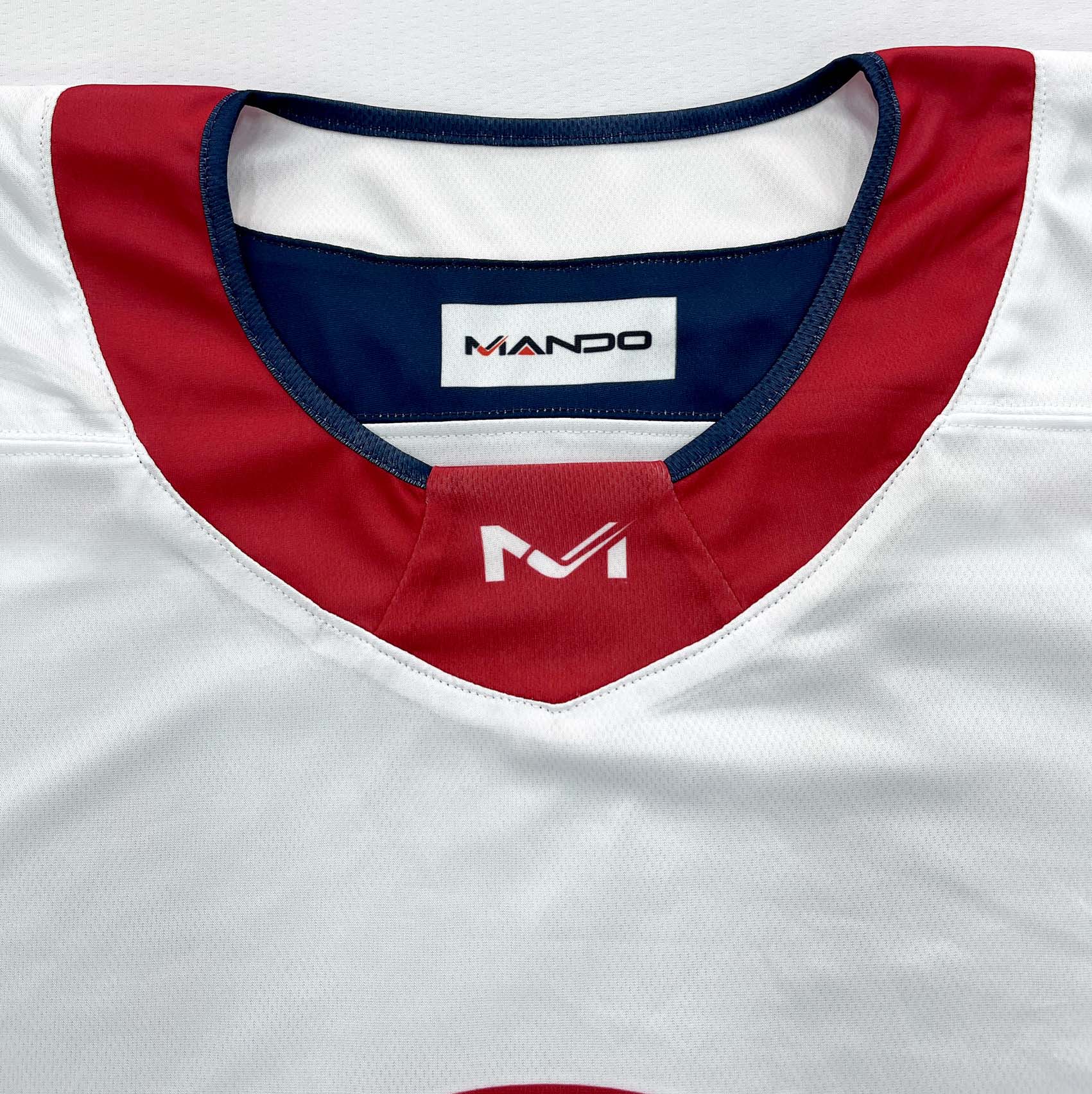 white-navy-blue-7