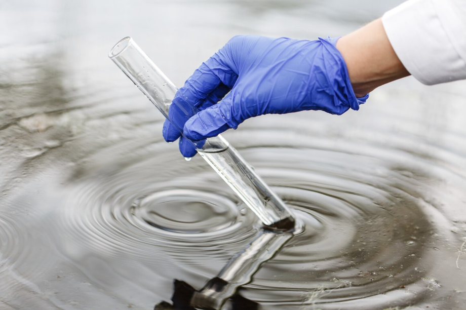 Hocheffiziente Schwimmbadwasseraufbereitungslösung