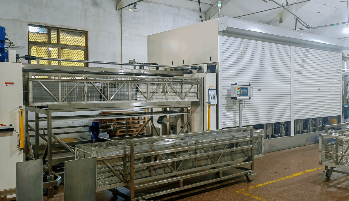The Art of Fabrication: A Deep Dive into the Cleaning Stage of Plate-Fin Heat Exchanger Production