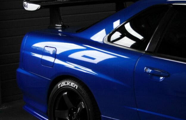 Dark Blue Paint for Cars: Care, Detailing, and the Role of Brilliatech Products