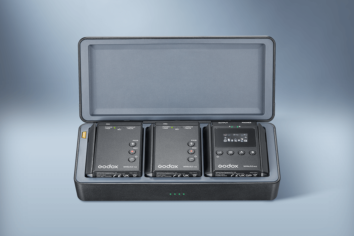 UHF Compact Wireless Microphone System