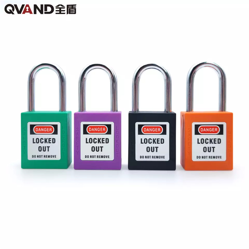 QVAND M-G38 LOTO Red Steel Shackl...