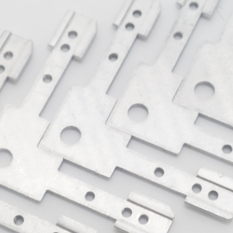Connecteur en aluminium en forme de L